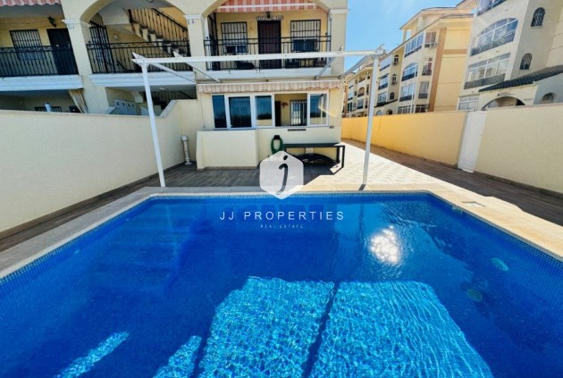 Resale - Apartment / flat -
La Mata - Costa Blanca