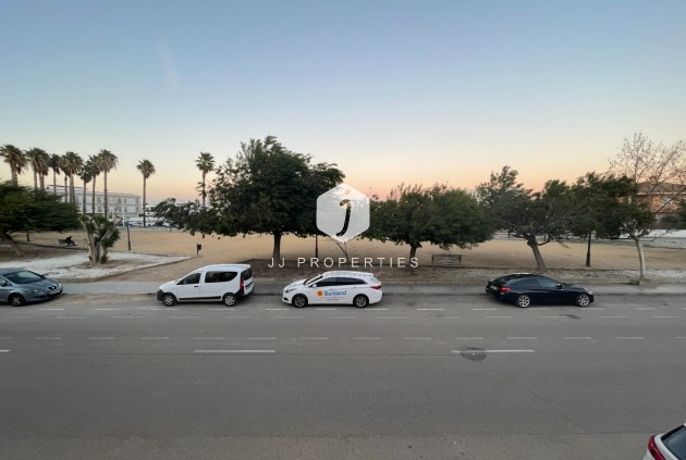 Resale - Chalet -
Almoradí - Inland