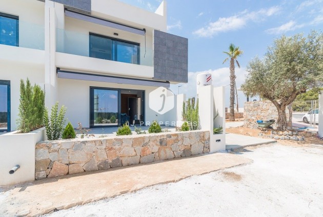 New Build - Bungalow -
Torrevieja - Los Balcones