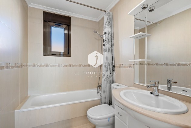 Resale - Chalet -
San Miguel de Salinas - Inland