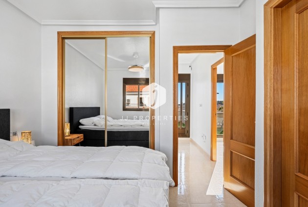 Resale - Chalet -
San Miguel de Salinas - Inland