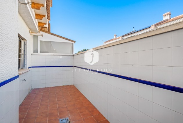 Resale - Chalet -
San Miguel de Salinas - Inland