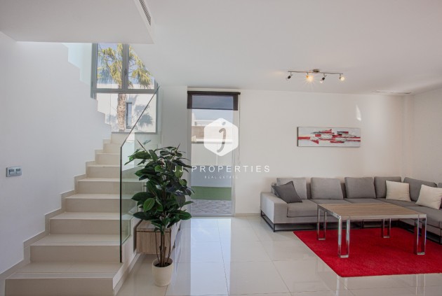 Z drugiej ręki - Villa -
Orihuela Costa - Costa Blanca