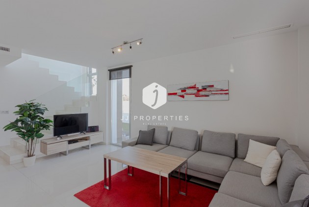 Z drugiej ręki - Villa -
Orihuela Costa - Costa Blanca