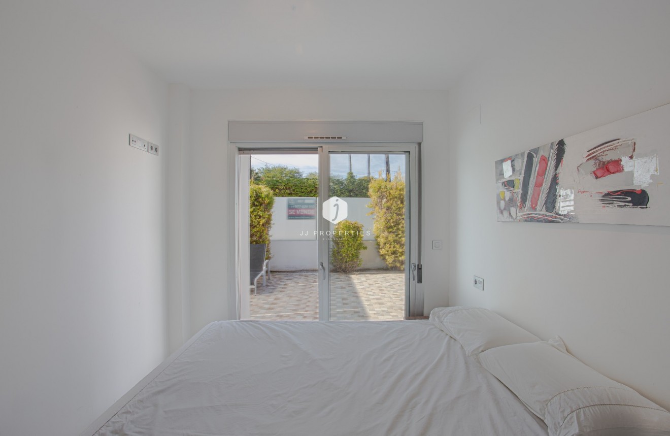 Z drugiej ręki - Villa -
Orihuela Costa - Costa Blanca