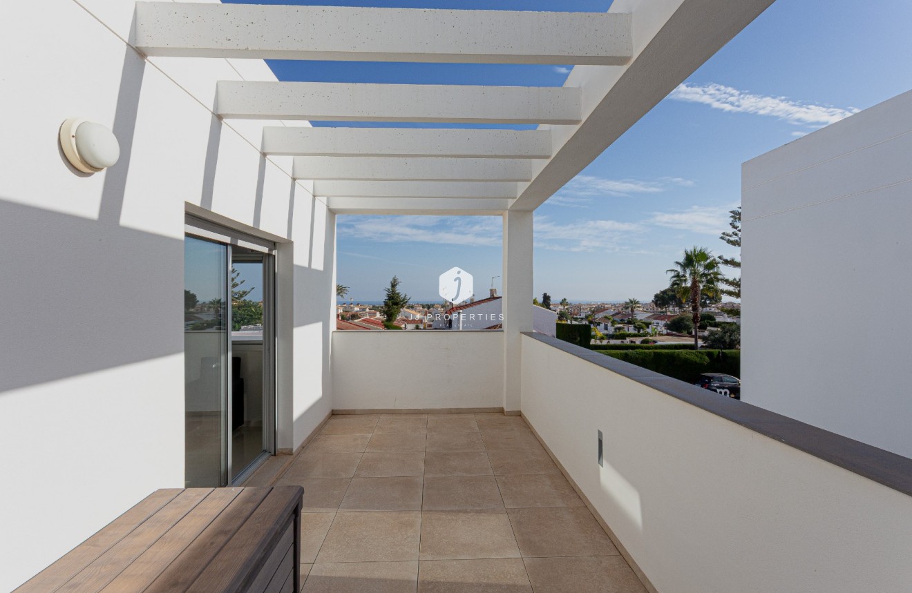 Z drugiej ręki - Villa -
Orihuela Costa - Costa Blanca