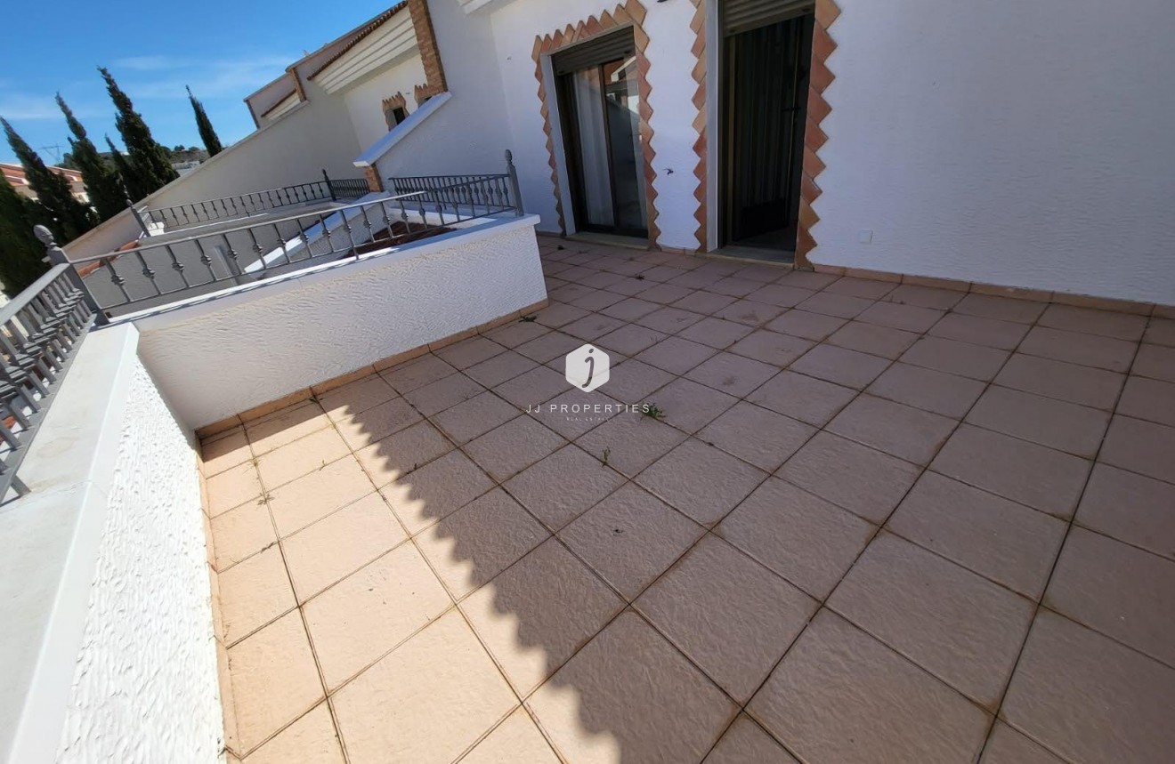 Resale - Chalet -
San Miguel de Salinas - Inland