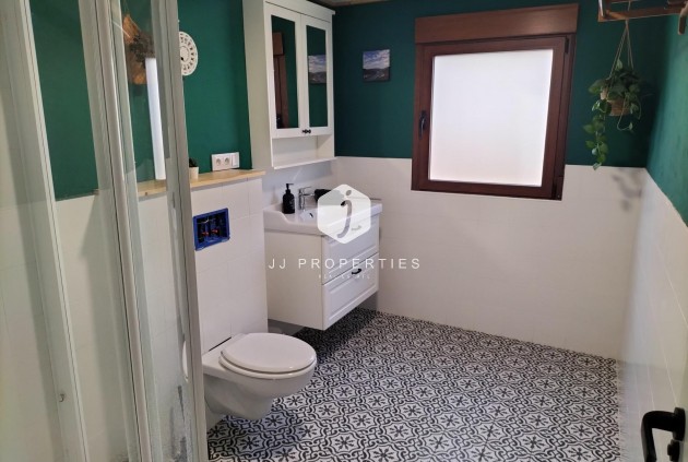 Resale - Chalet -
Formentera del Segura - Centro