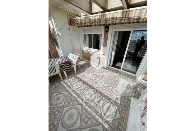 Resale - Penthouse -
Torrevieja - Playa de cura