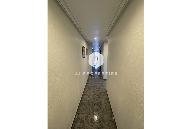 Resale - Penthouse -
Torrevieja - Playa de cura