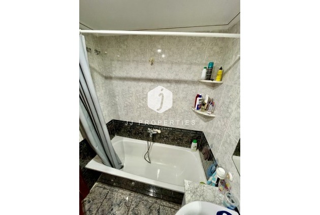 Resale - Penthouse -
Torrevieja - Playa de cura