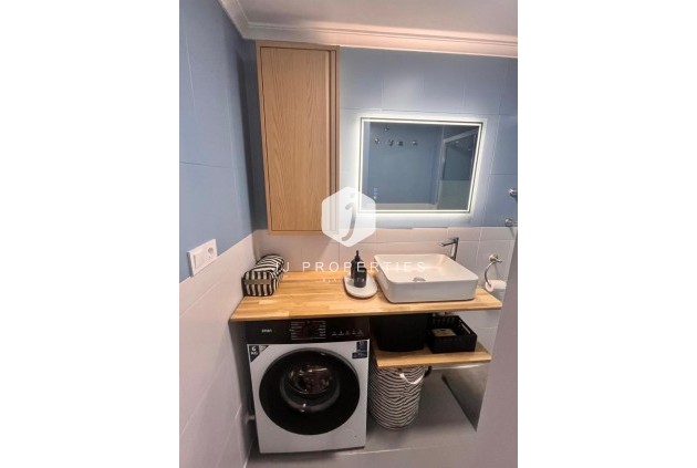 D'occasion - Appartement -
Torrevieja - Costa Blanca