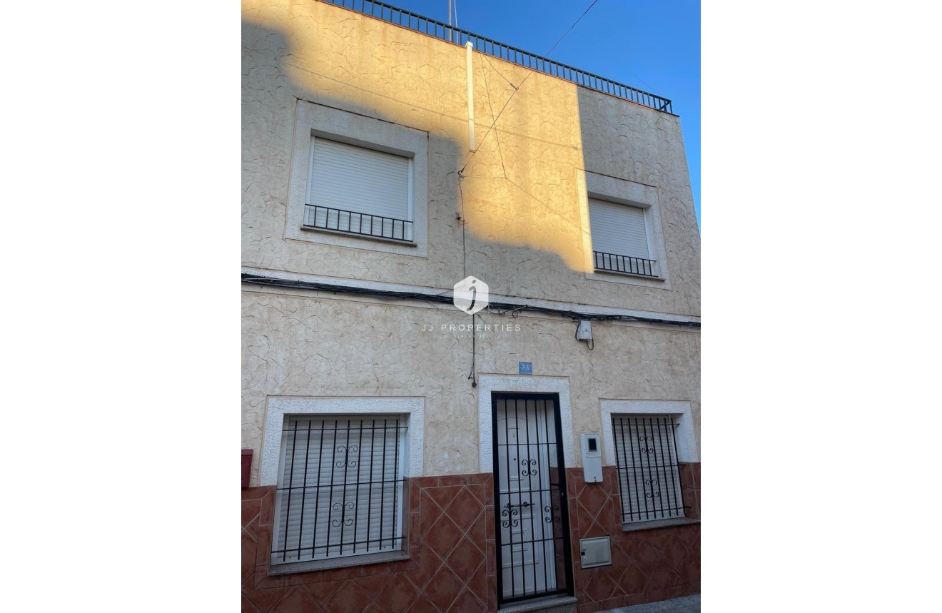 Aus zweiter Hand - Duplex -
Albatera