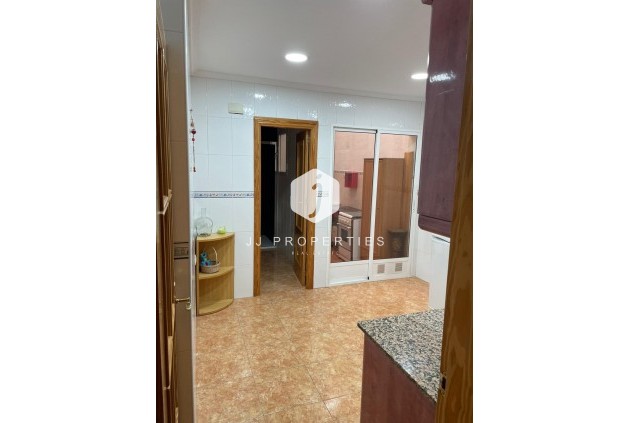 Aus zweiter Hand - Duplex -
Albatera