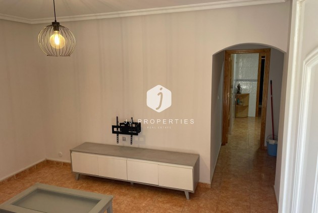 Aus zweiter Hand - Duplex -
Albatera