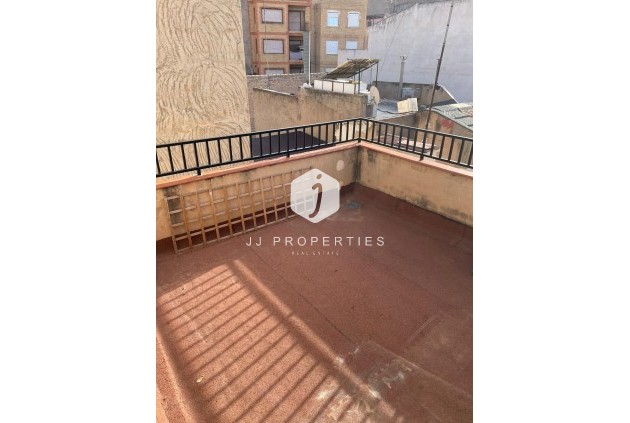 Aus zweiter Hand - Duplex -
Albatera