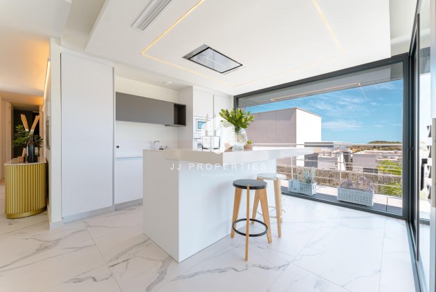 Resale - Villa -
San Miguel de Salinas - Bellavista