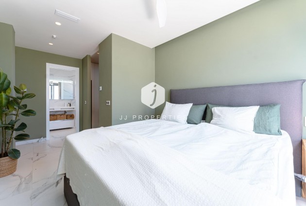 Resale - Villa -
San Miguel de Salinas - Bellavista