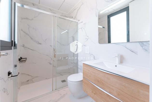 Resale - Villa -
San Miguel de Salinas - Bellavista