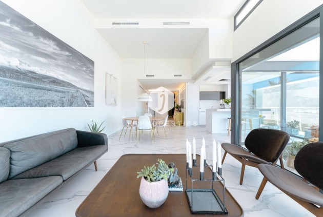 Resale - Villa -
San Miguel de Salinas - Bellavista