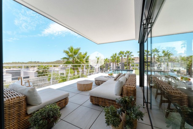 Resale - Villa -
San Miguel de Salinas - Bellavista