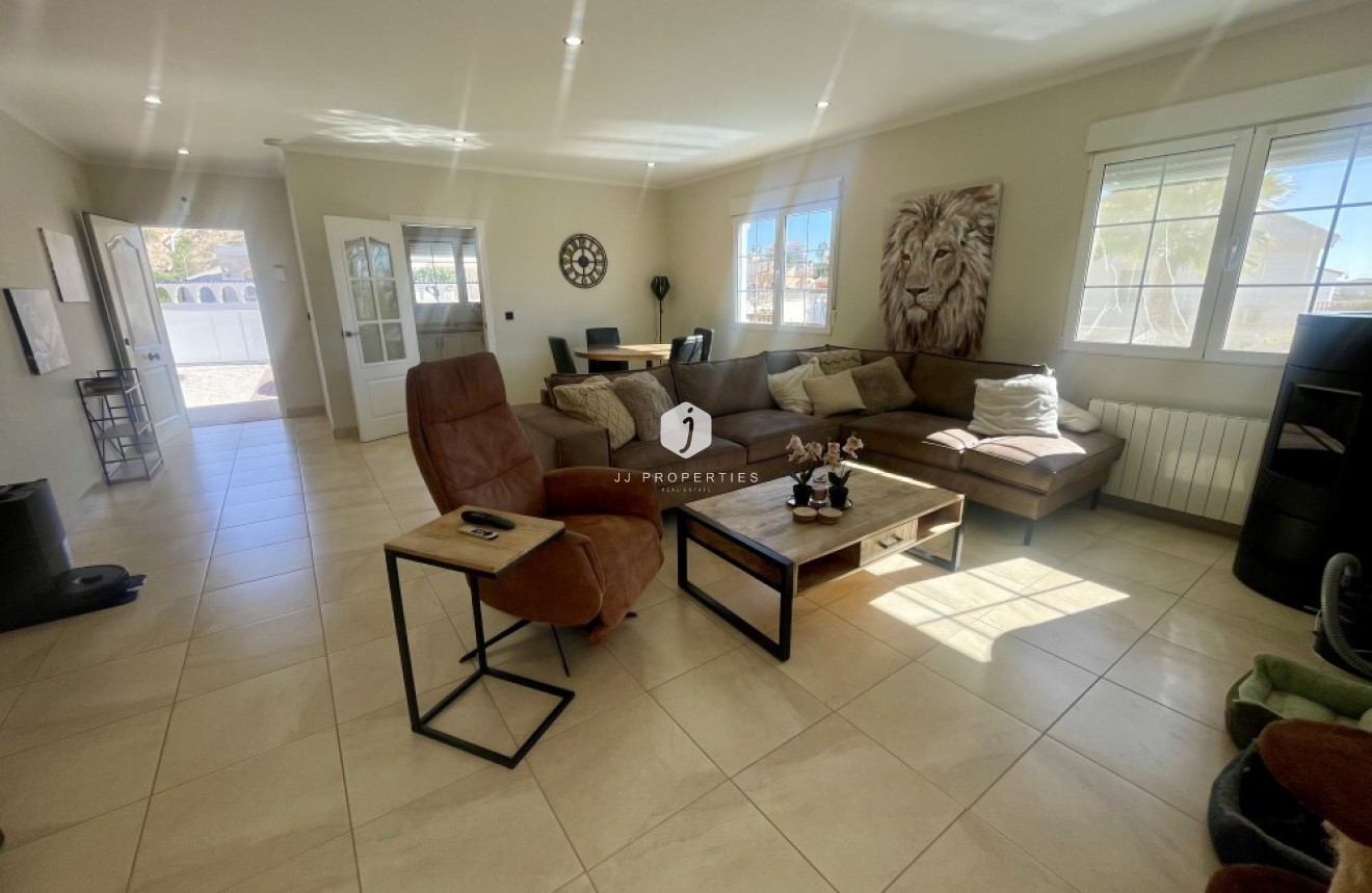 Aus zweiter Hand - Villa -
San Fulgencio - Urbanisation la Marina