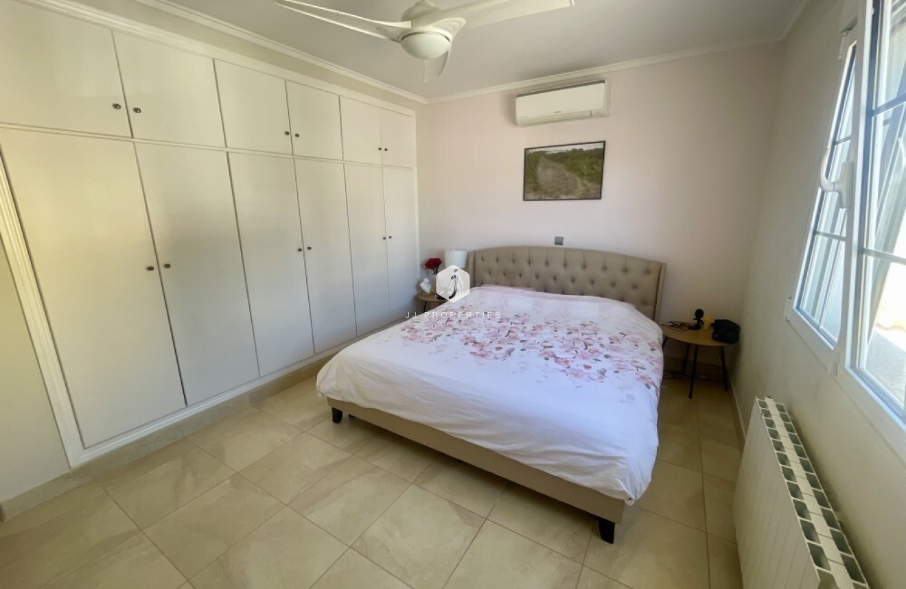 Aus zweiter Hand - Villa -
San Fulgencio - Urbanisation la Marina