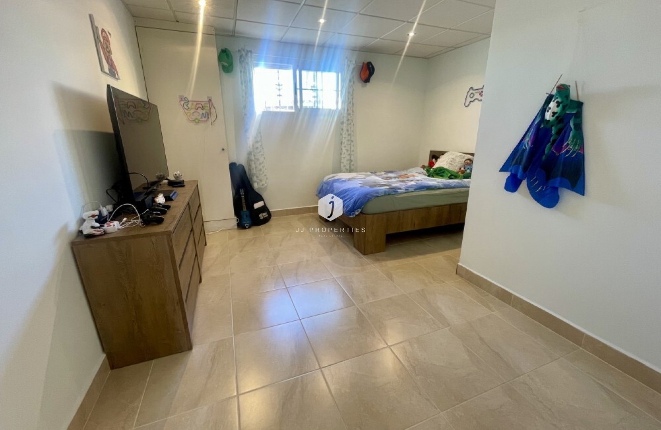 Aus zweiter Hand - Villa -
San Fulgencio - Urbanisation la Marina