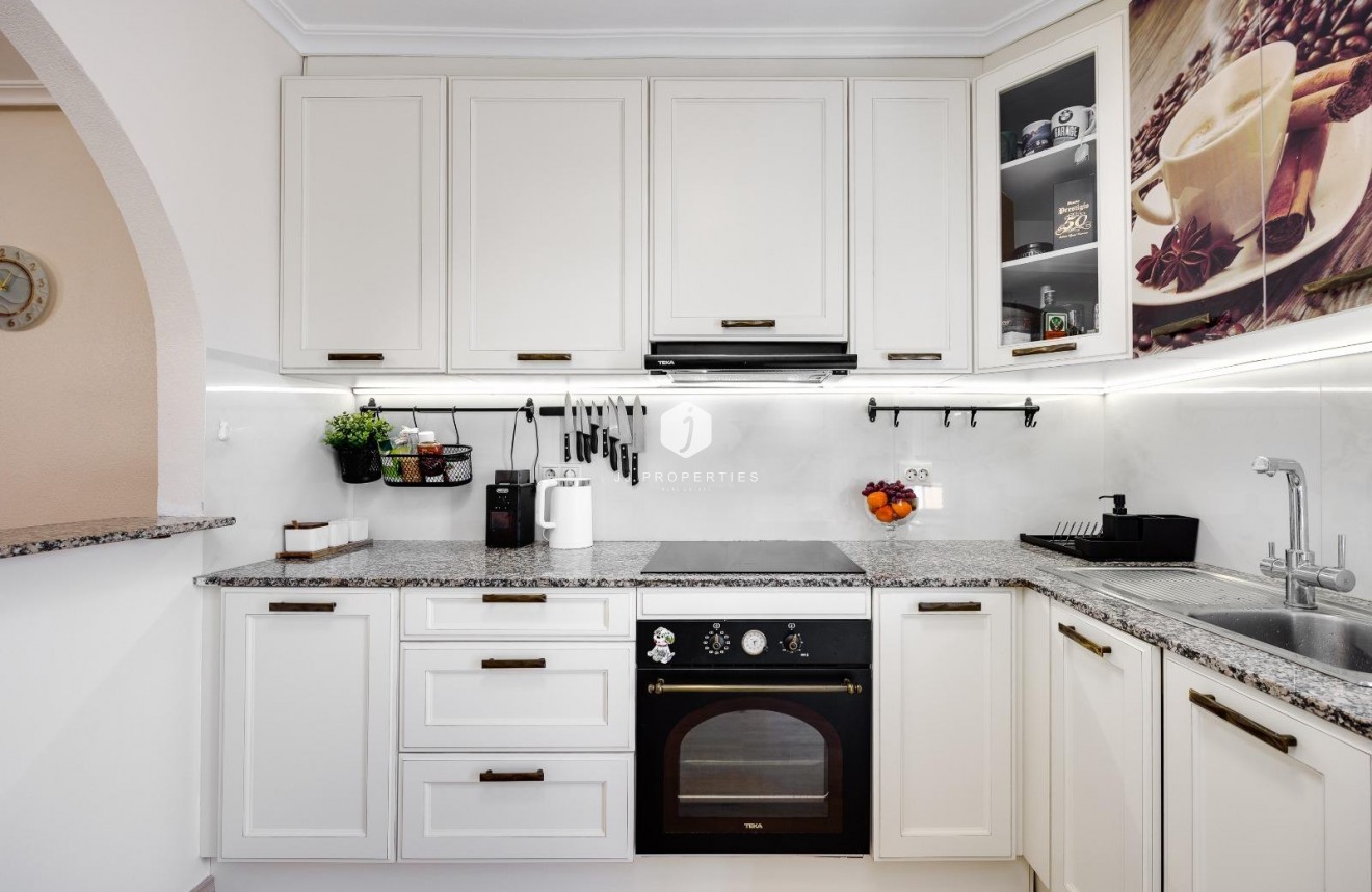 Tweedehands - Chalet -
Torrevieja - aguas nuevas