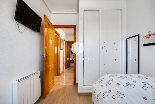 Tweedehands - Chalet -
Torrevieja - aguas nuevas