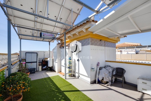 Tweedehands - Chalet -
Torrevieja - aguas nuevas