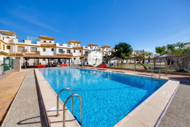 Tweedehands - Chalet -
Torrevieja - aguas nuevas