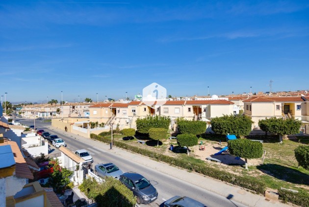 Tweedehands - Chalet -
Torrevieja - aguas nuevas