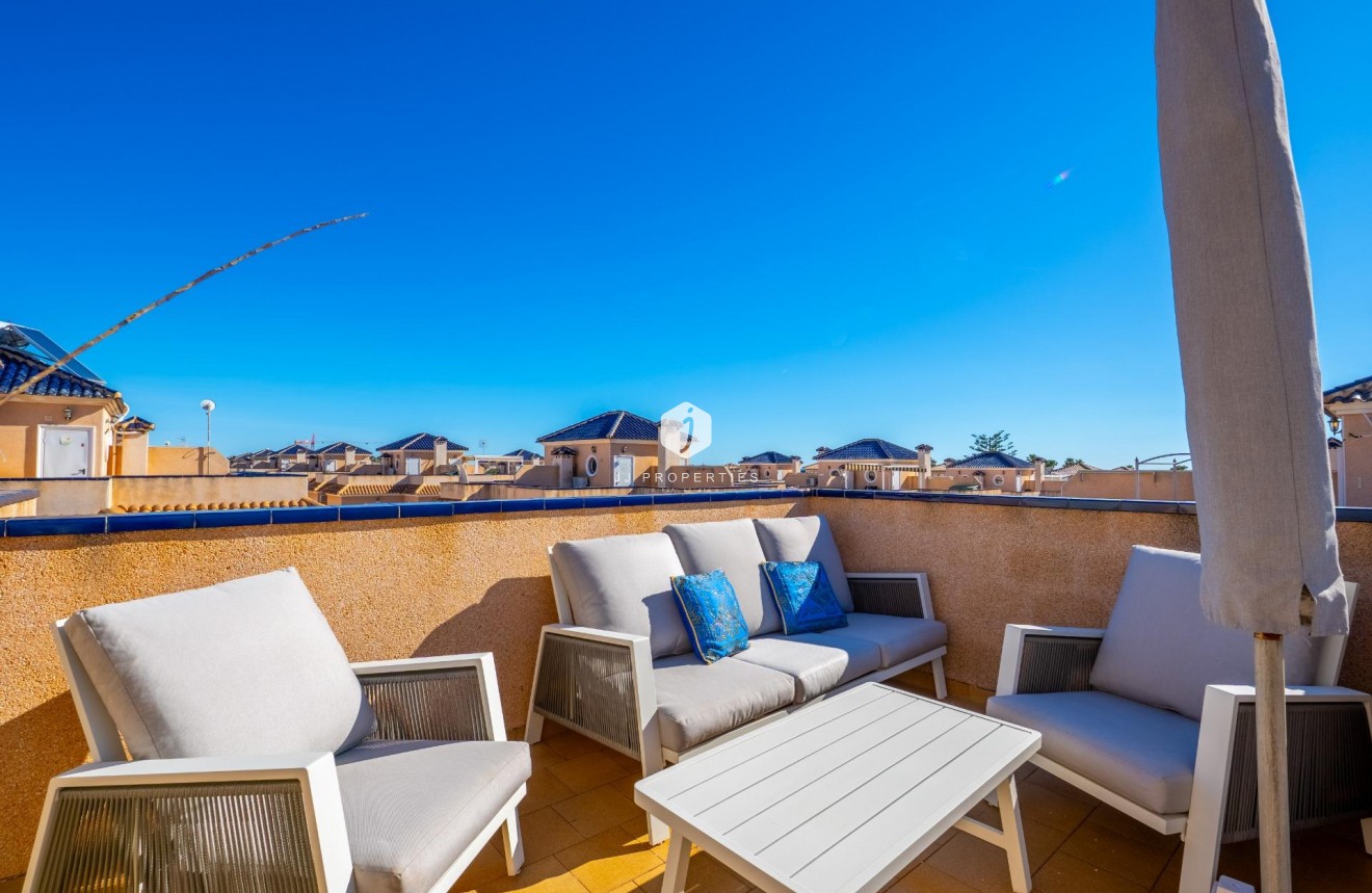 Resale - Duplex -
Orihuela Costa - La Regia