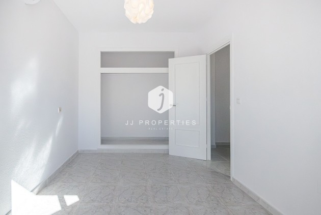 Resale - Villa -
San Miguel de Salinas - Inland