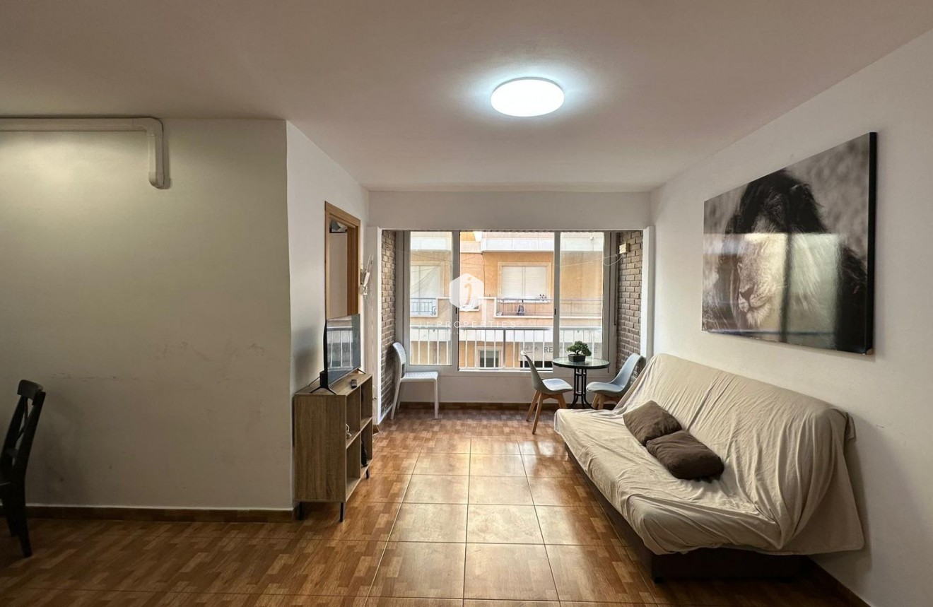 D'occasion - Appartement -
Torrevieja - La Mata Pueblo