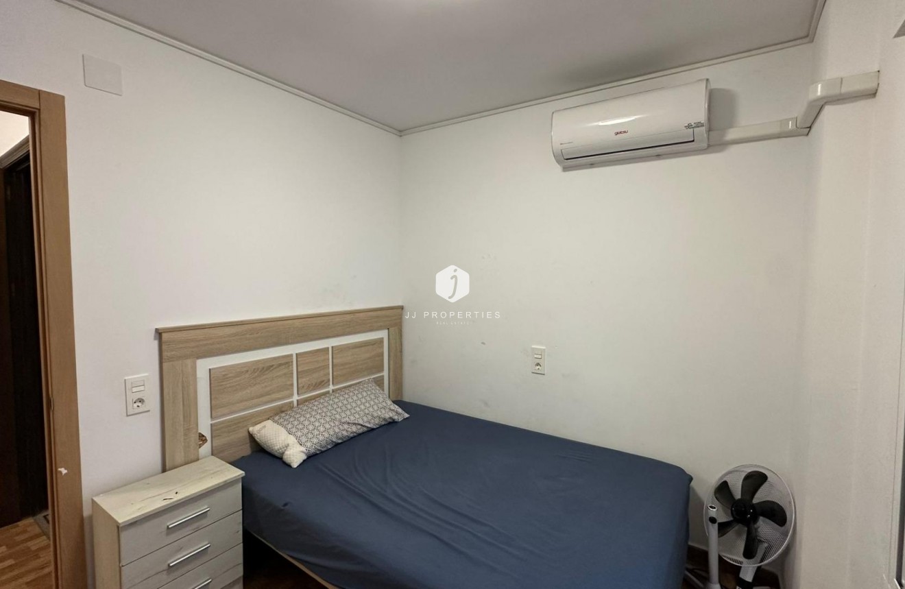 D'occasion - Appartement -
Torrevieja - La Mata Pueblo