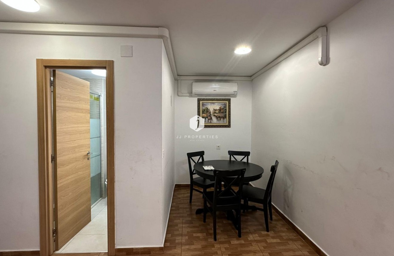 D'occasion - Appartement -
Torrevieja - La Mata Pueblo