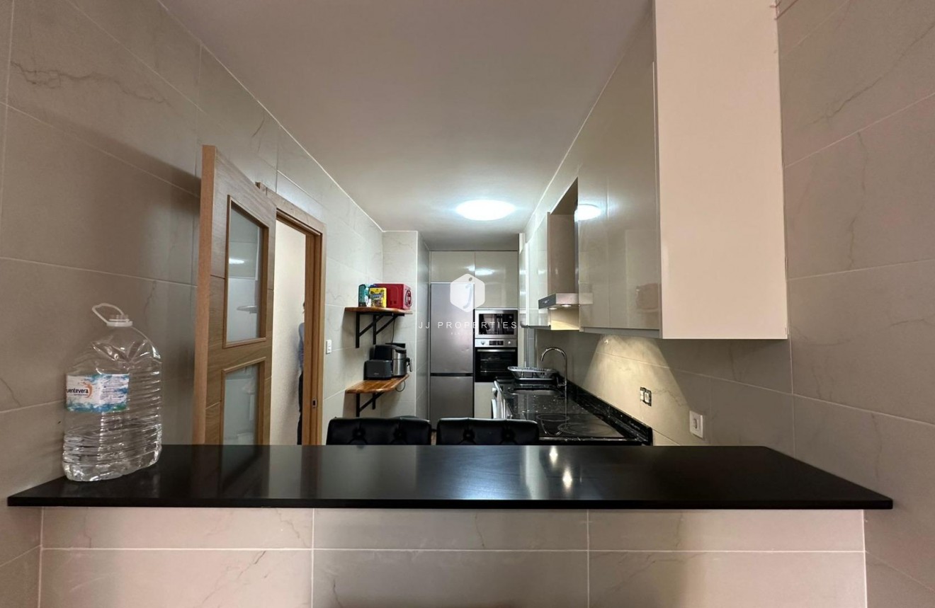 D'occasion - Appartement -
Torrevieja - La Mata Pueblo