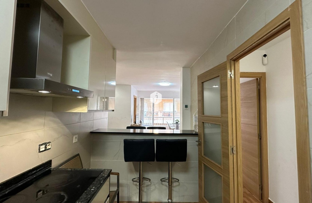 D'occasion - Appartement -
Torrevieja - La Mata Pueblo