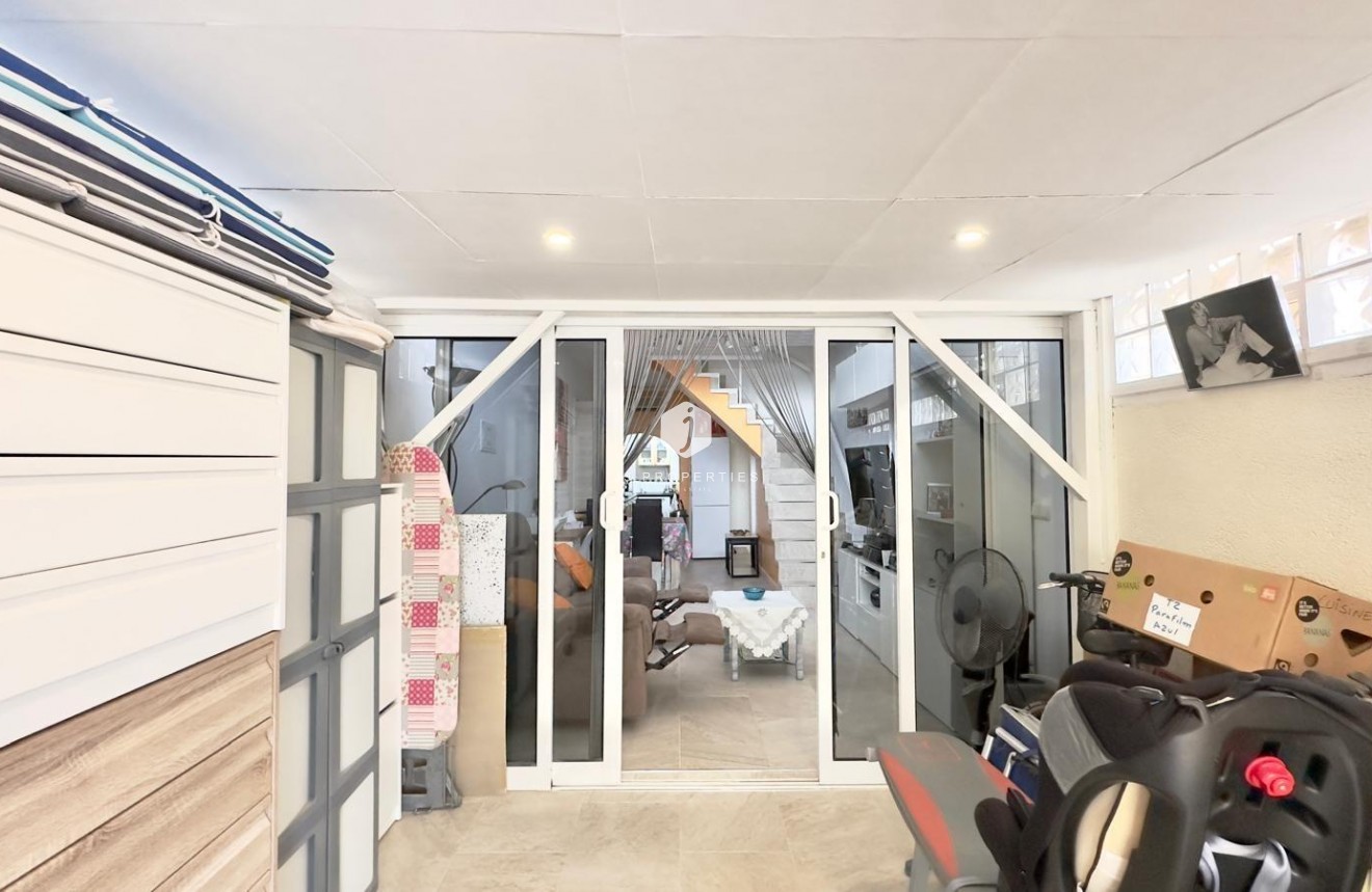 Z drugiej ręki - Szalet -
Torrevieja - La Siesta - El Salado - Torreta