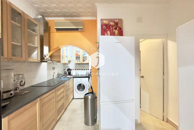 Z drugiej ręki - Szalet -
Torrevieja - La Siesta - El Salado - Torreta