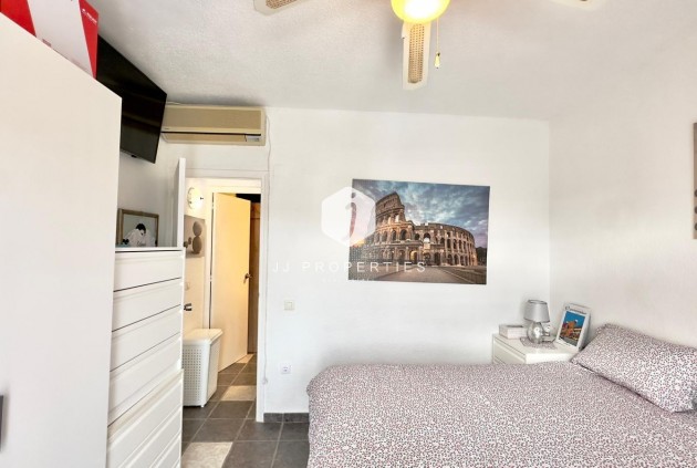 Z drugiej ręki - Szalet -
Torrevieja - La Siesta - El Salado - Torreta