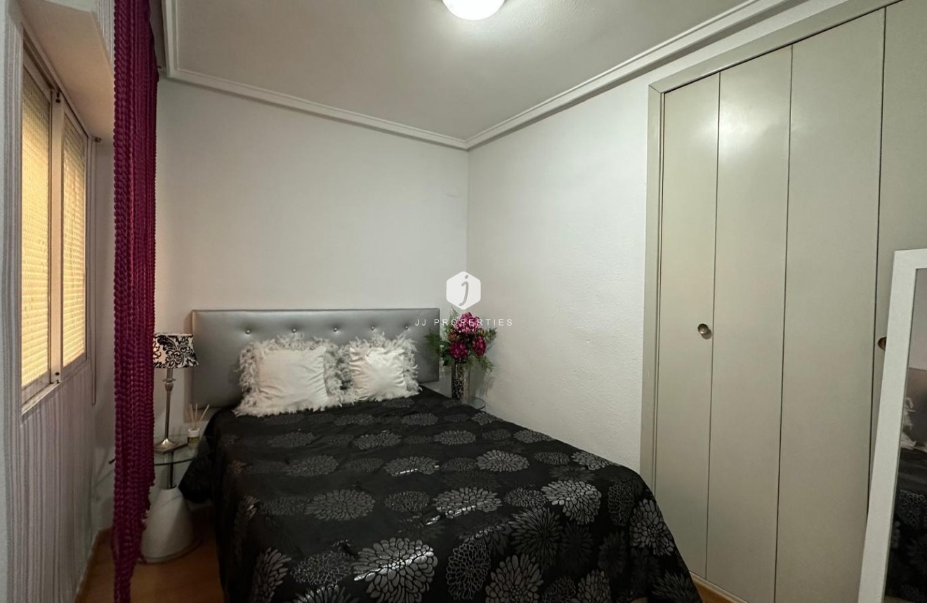 Tweedehands - Appartement / flat -
Torrevieja