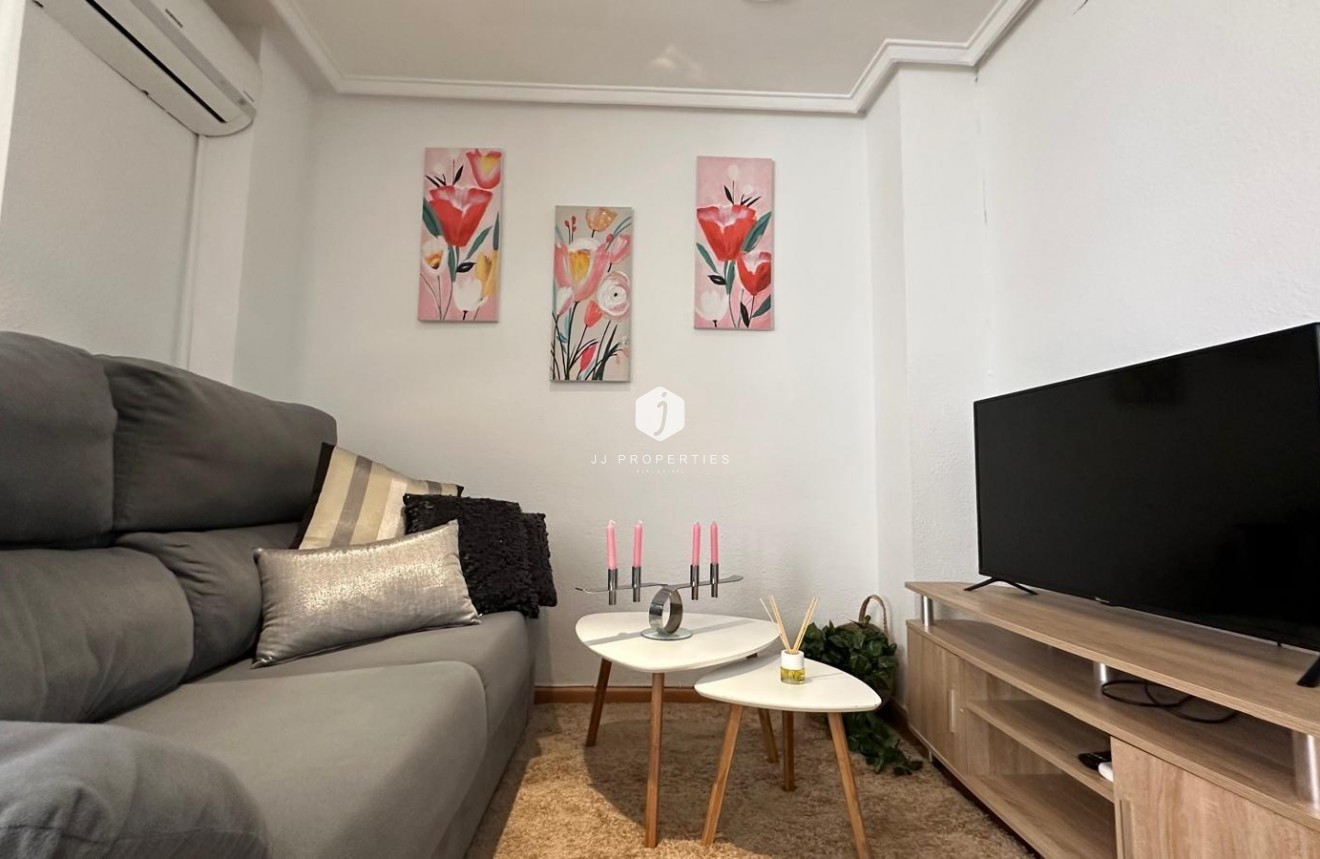 Tweedehands - Appartement / flat -
Torrevieja