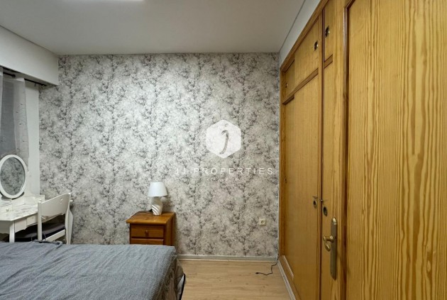 Resale - Apartment / flat -
Torrevieja - Centro