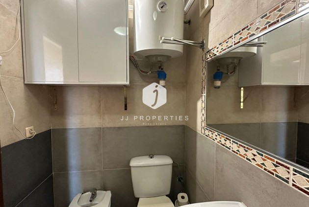 Aus zweiter Hand - Wohnung -
Torrevieja - Centro