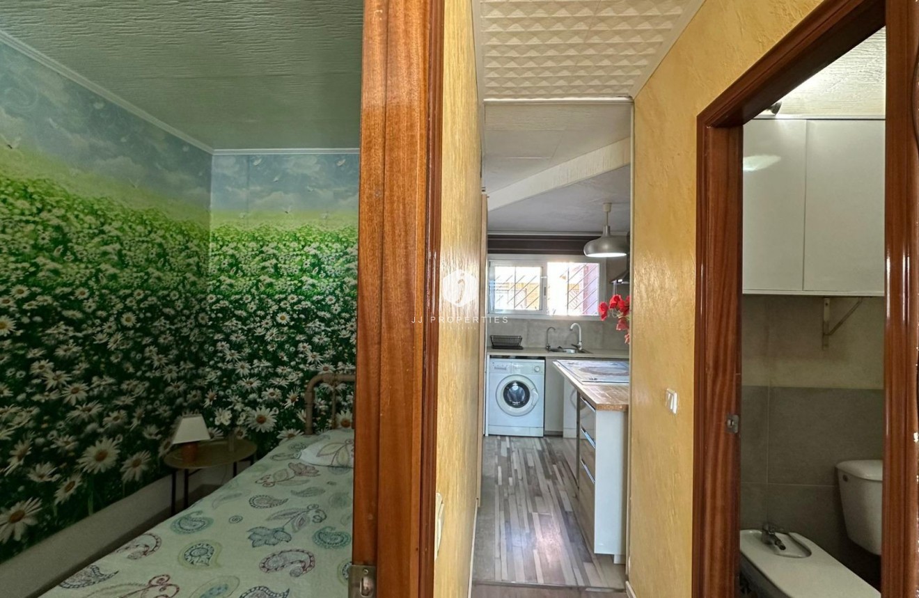 Aus zweiter Hand - Wohnung -
Torrevieja - Centro