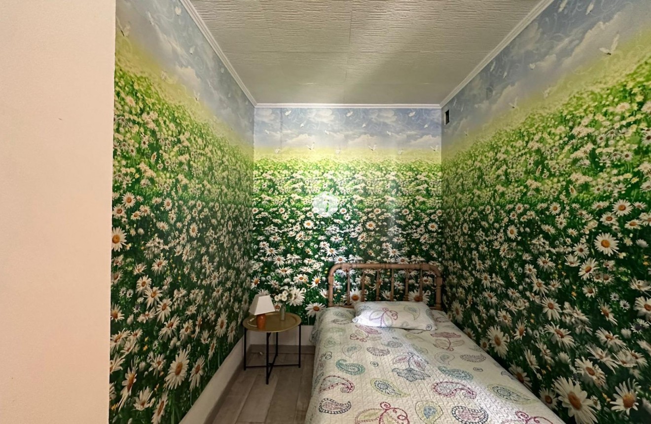 Aus zweiter Hand - Wohnung -
Torrevieja - Centro