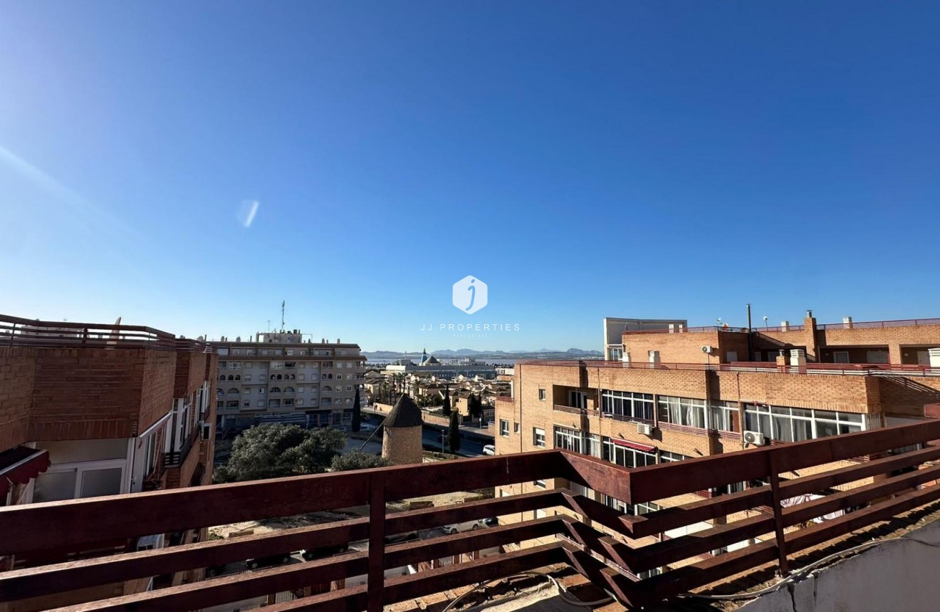 Aus zweiter Hand - Wohnung -
Torrevieja - Centro